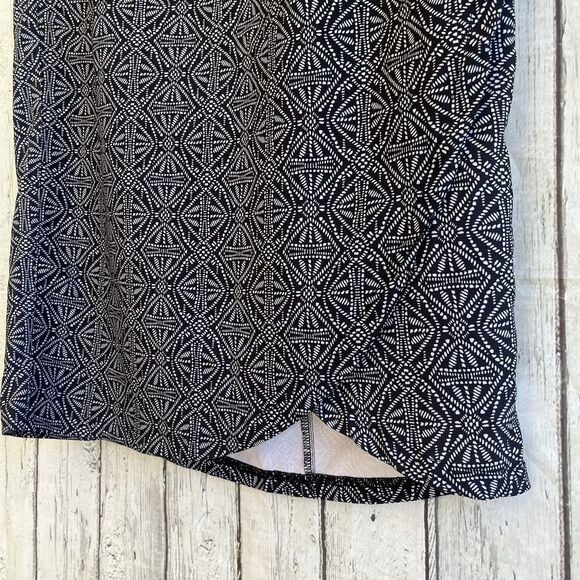 Ripskirt Hawaii Womens Wrap Skirt Size S Black Pearl Batik Length 3 Beach Cover - Picture 3 of 10